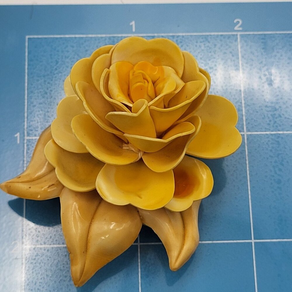 Vintage Yellow Rose Celluloid Flower Brooch Pin With Three Leaf Detail